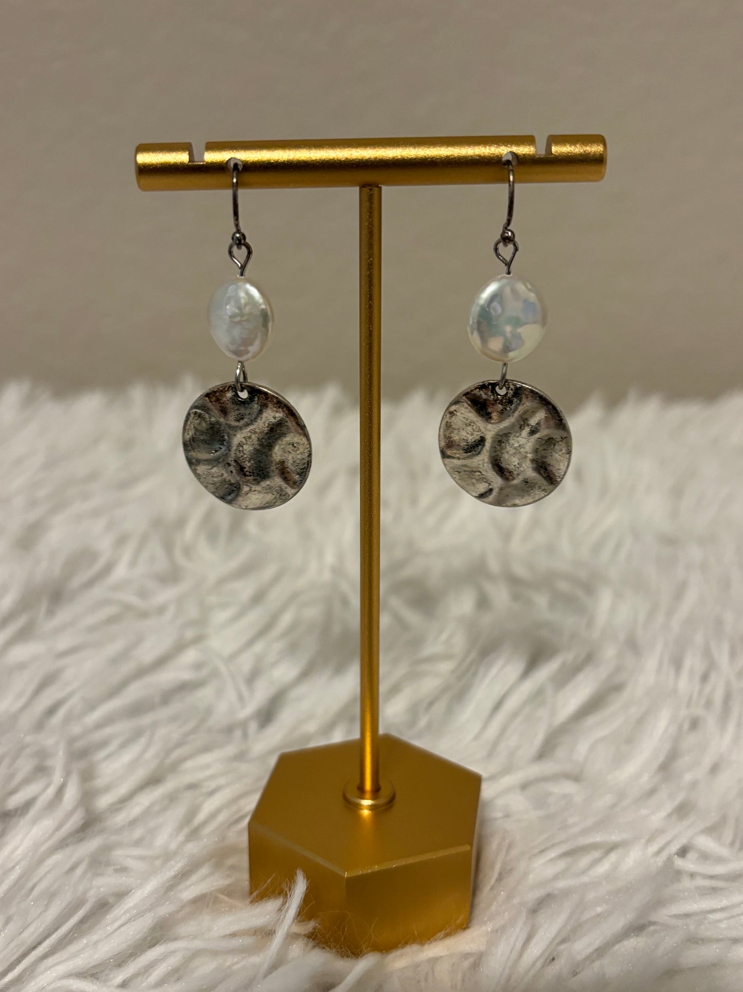 Fashion Pearl Dangle Earrings