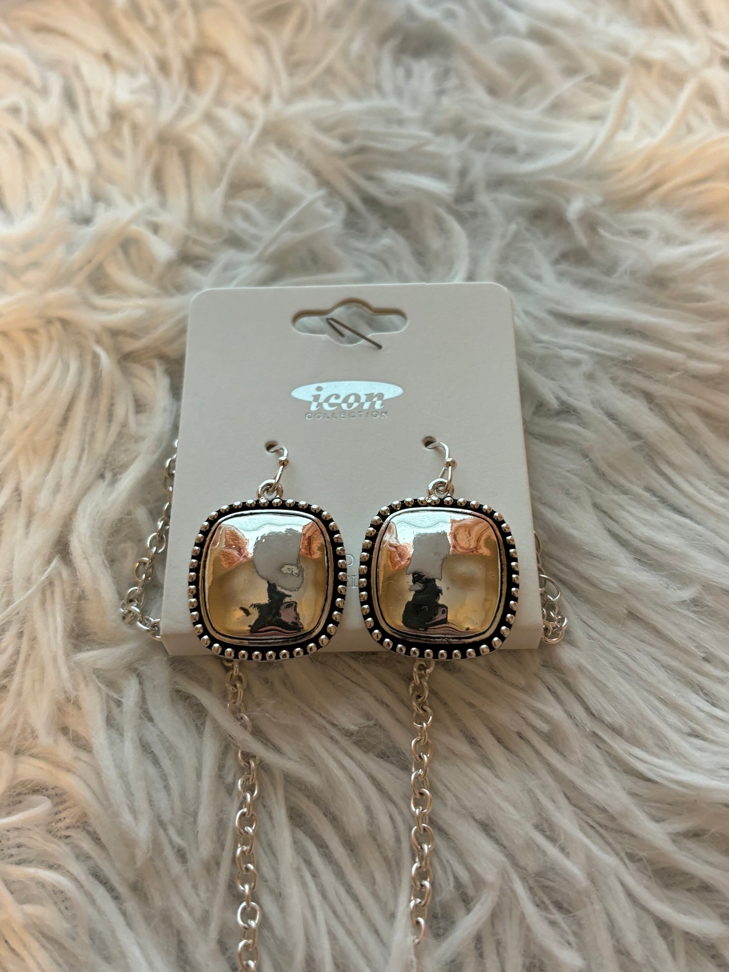 Square Pendant Necklace Set