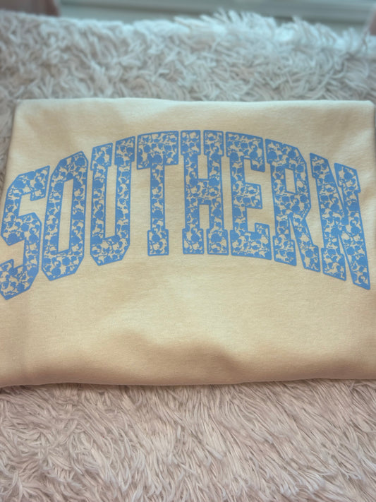 Beige heat press t-shirt with lace 'SOUTHERN' printed in blue