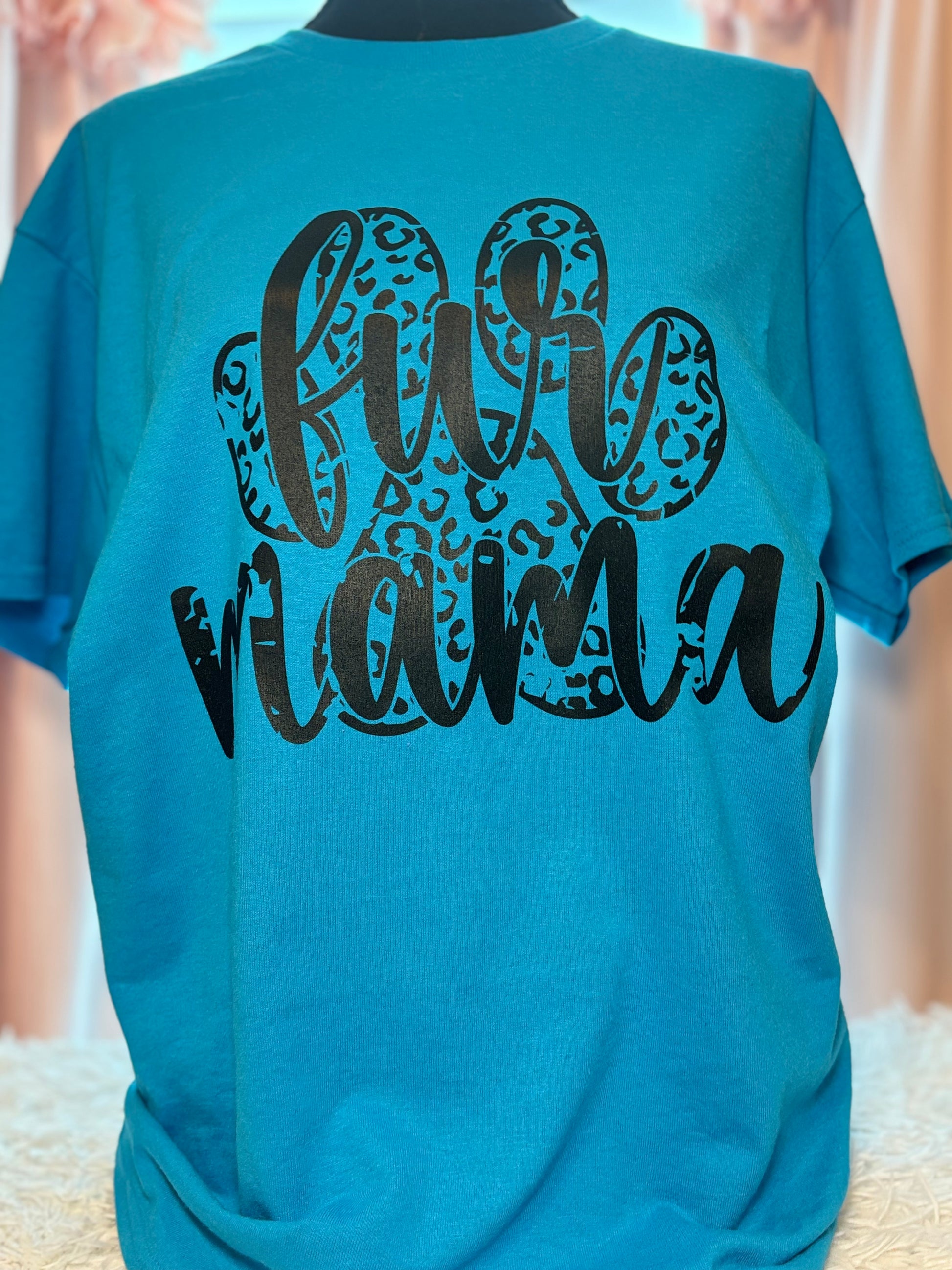 Blue heat press t-shirt with 'fur mama' text with leopard paw prink