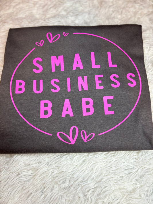 Charcoal heat press t-shirt with 'Small Business Babe' in pink text