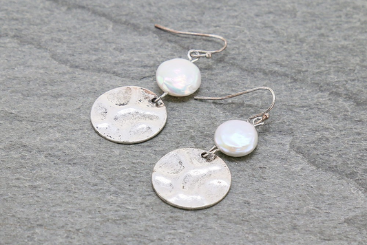 Fashion Pearl Dangle Earrings