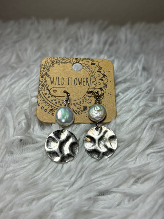 Fashion Pearl Dangle Earrings