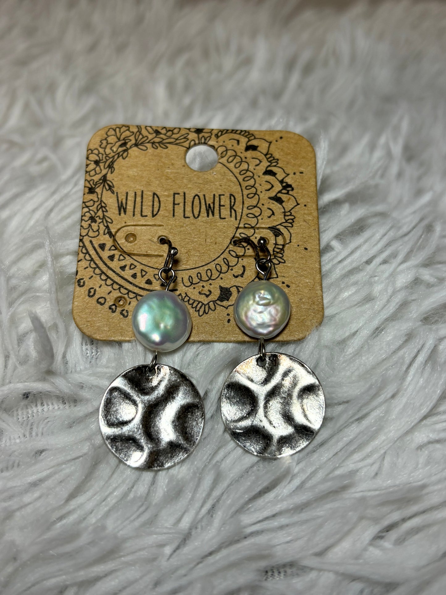 Fashion Pearl Dangle Earrings