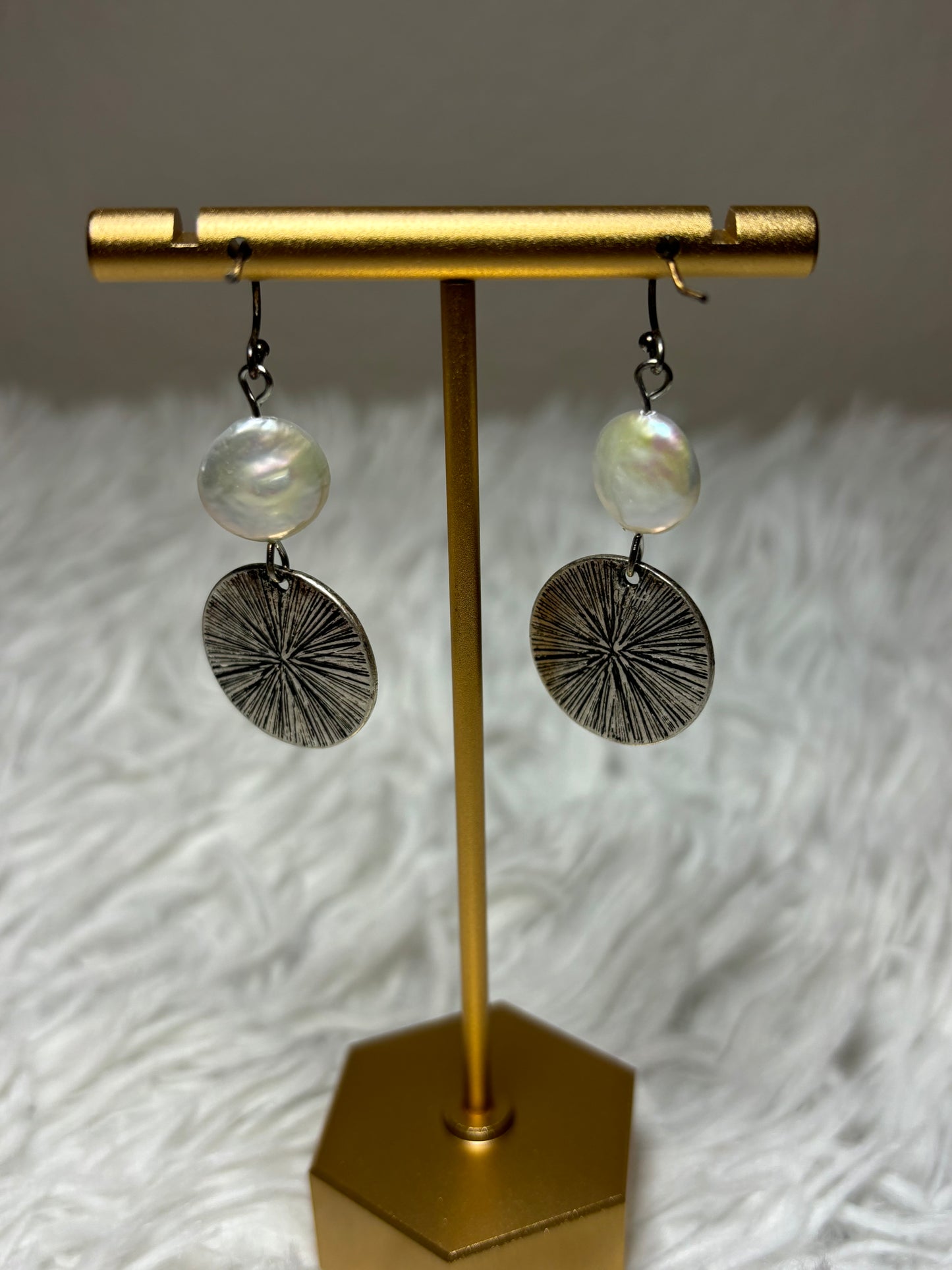 Fashion Pearl Dangle Earrings