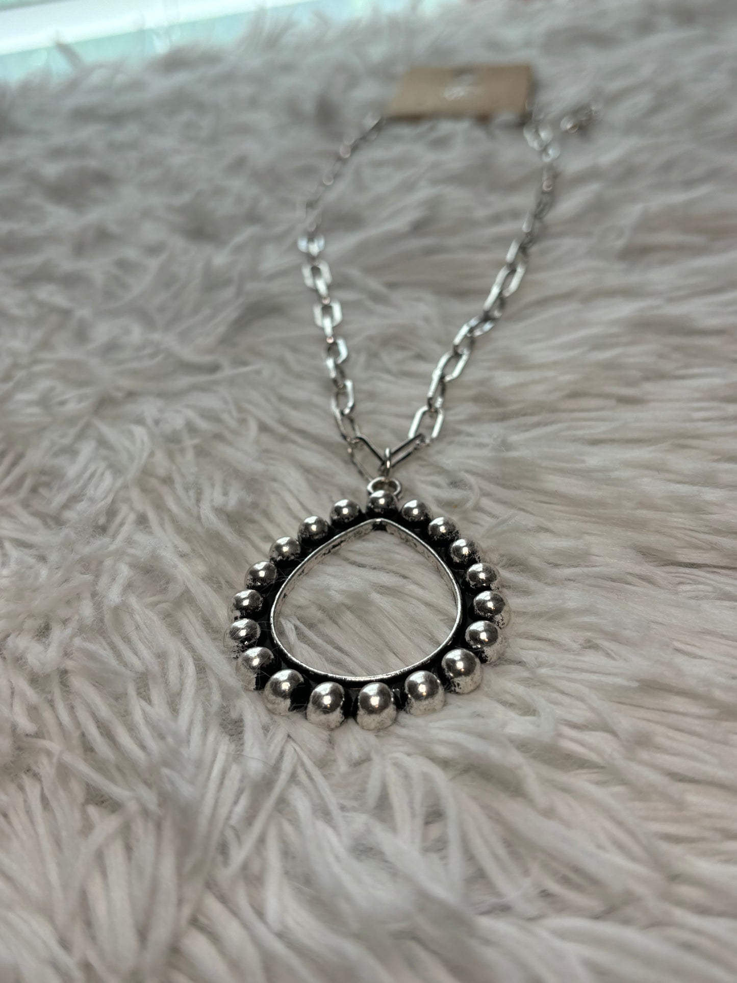 Western Teardrop Bubble Necklace