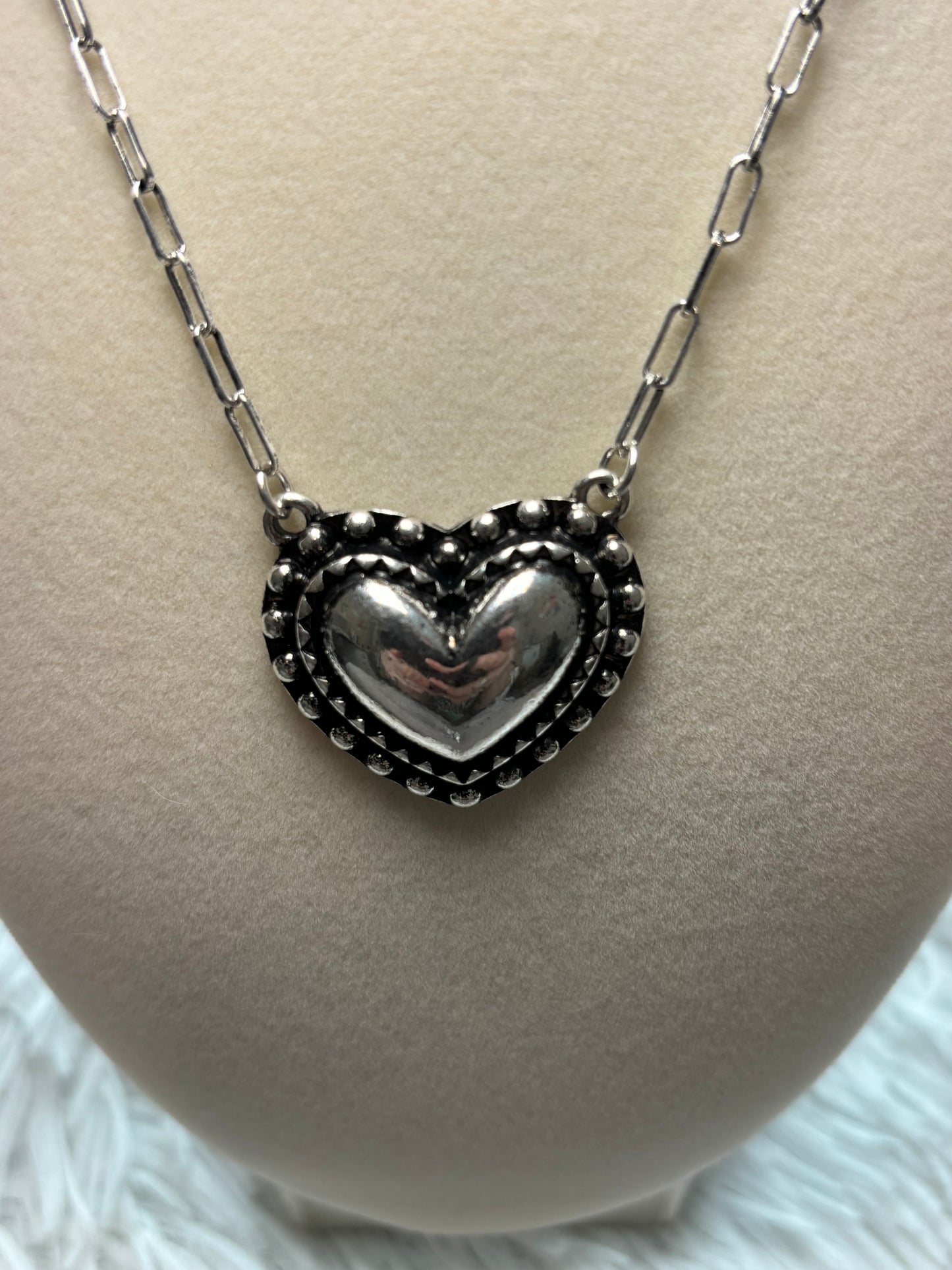 Western Bubble Heart Necklace