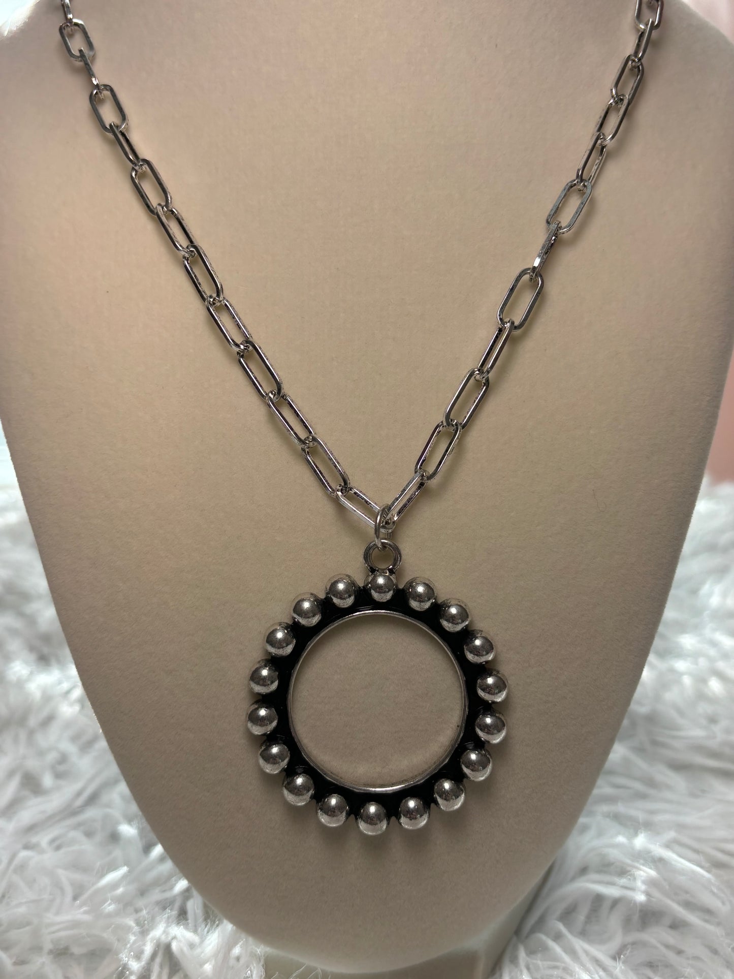 Western Circle Bubble Necklace