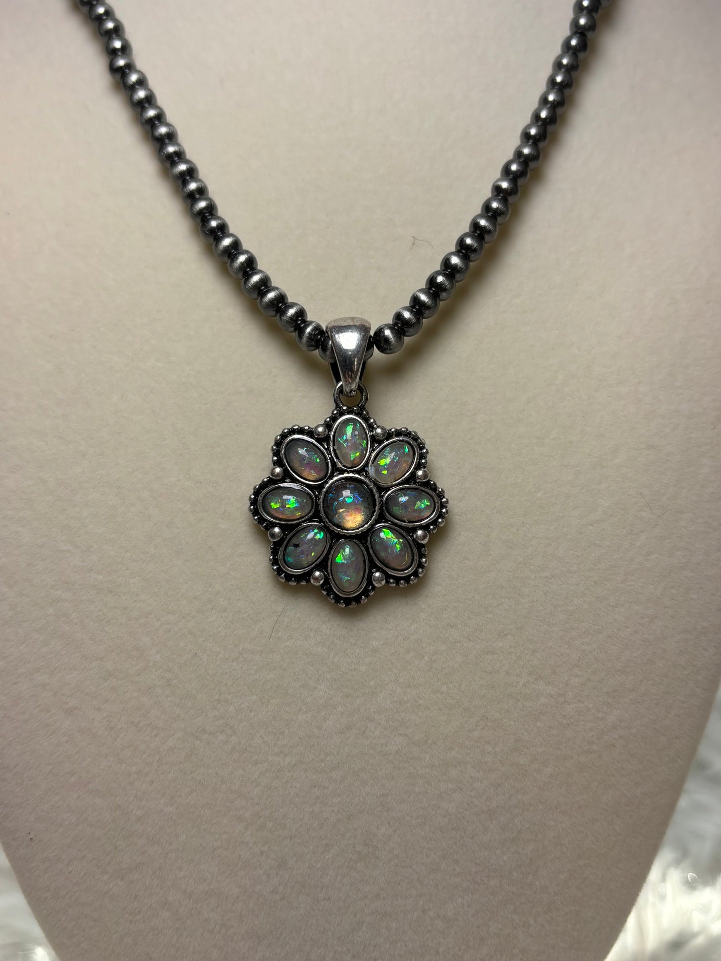 Western Opal Stone Flower Pendant Necklace- Natural