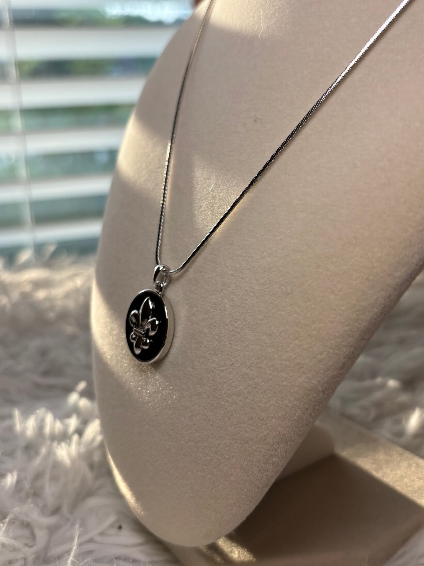 Fleur De Lis Pendant Necklace