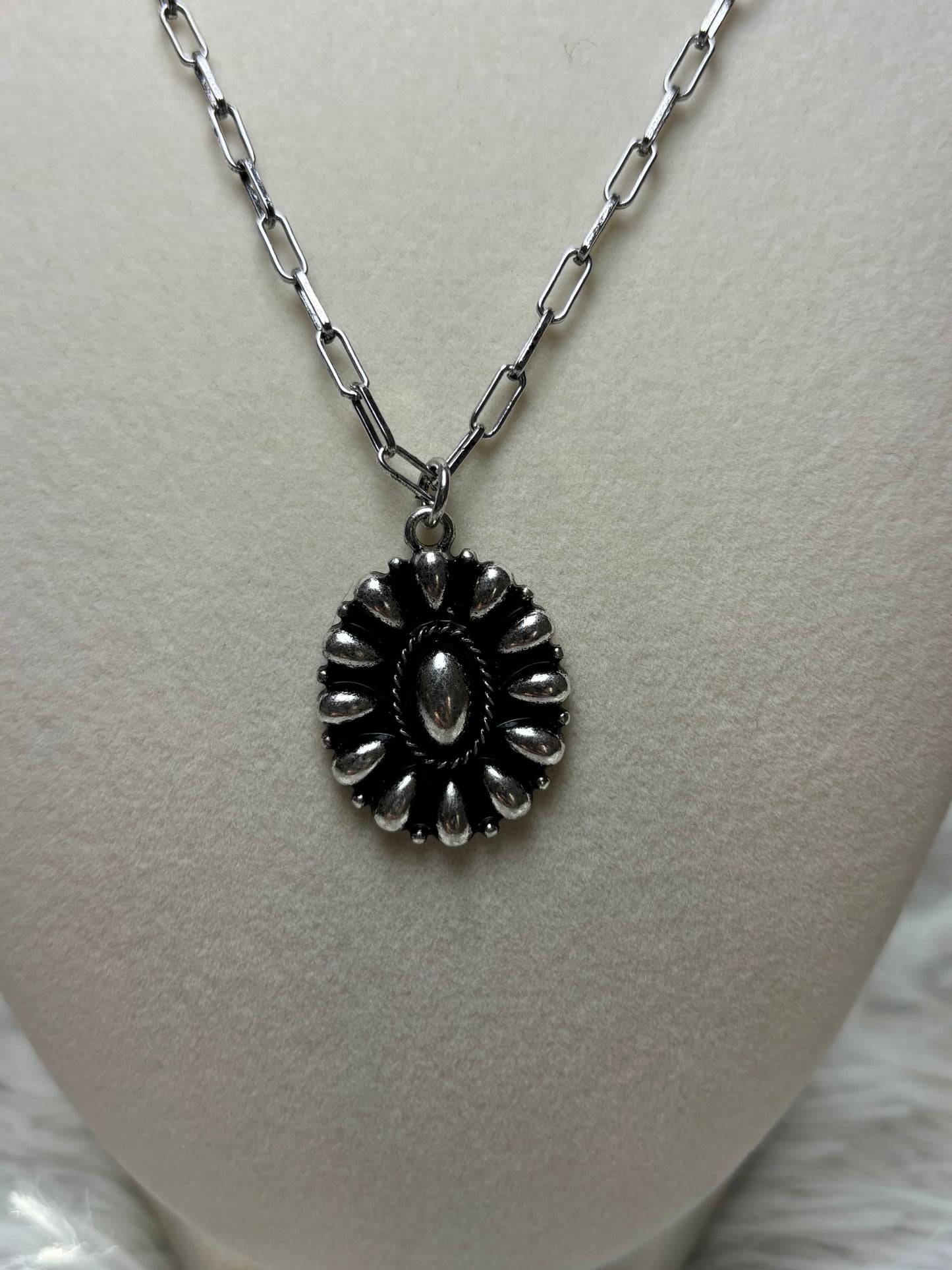 Western Concho Bubble Necklace