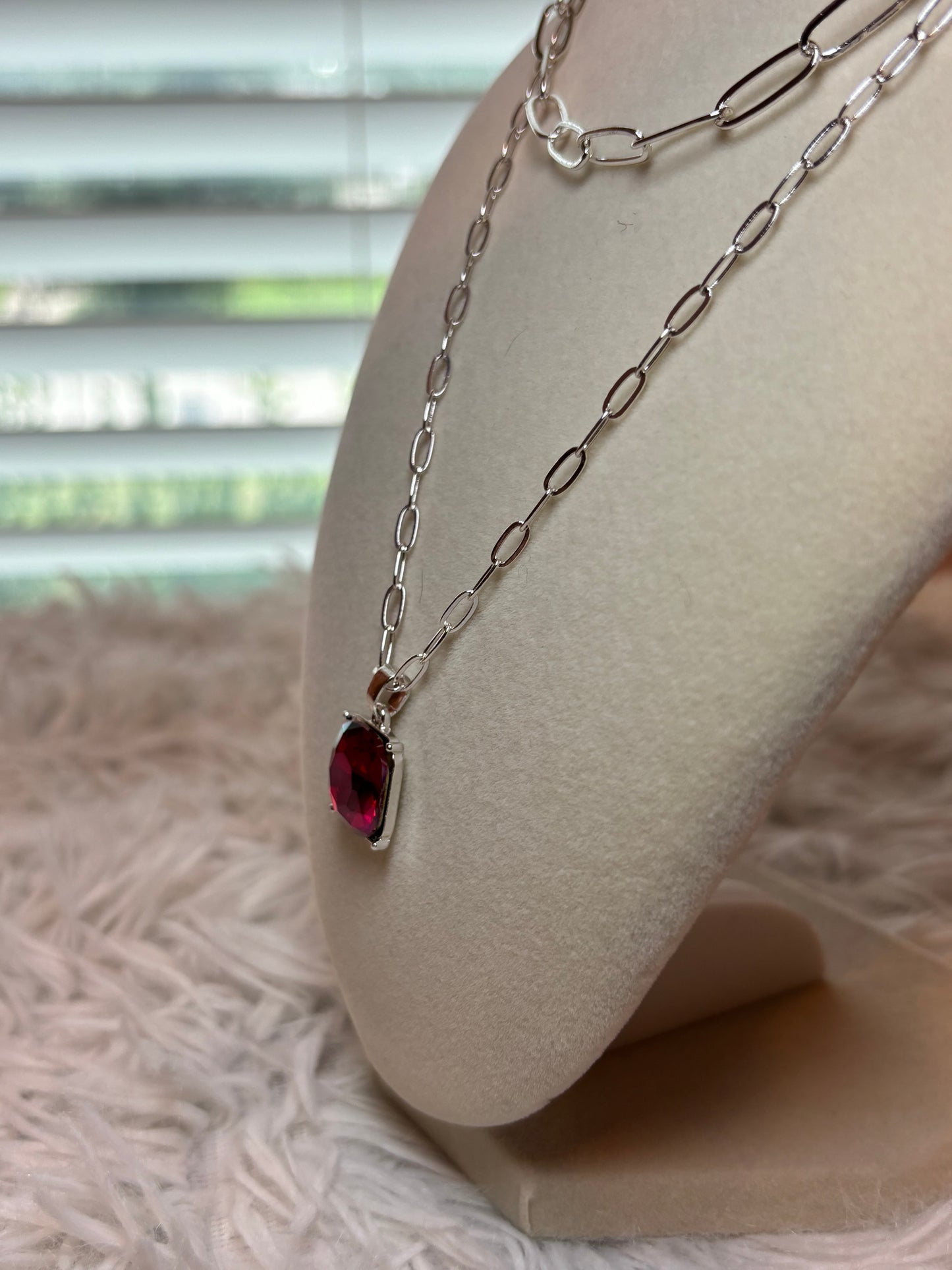 Rhinestone Pendant Layered Necklace