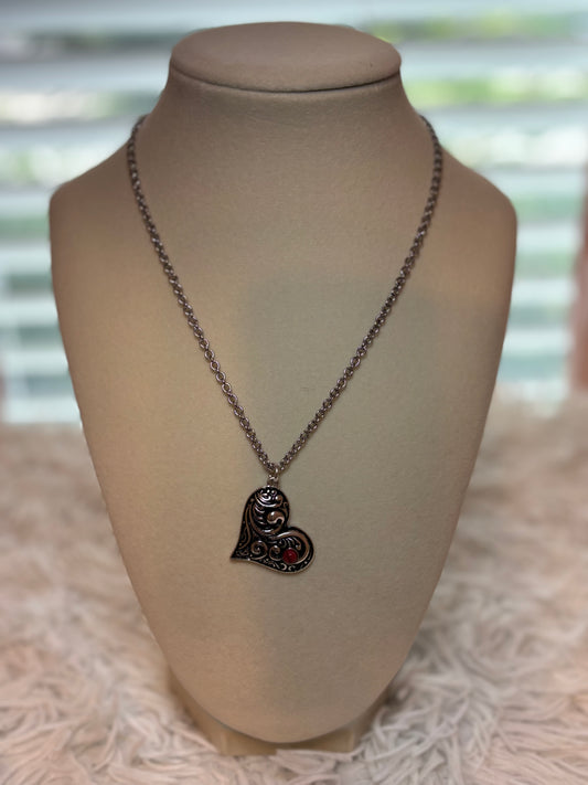Western Floral Heart Pendant Necklace