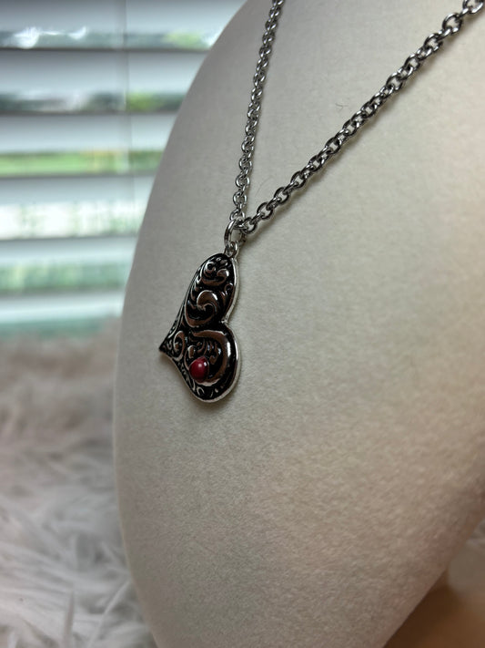 Western Floral Heart Pendant Necklace
