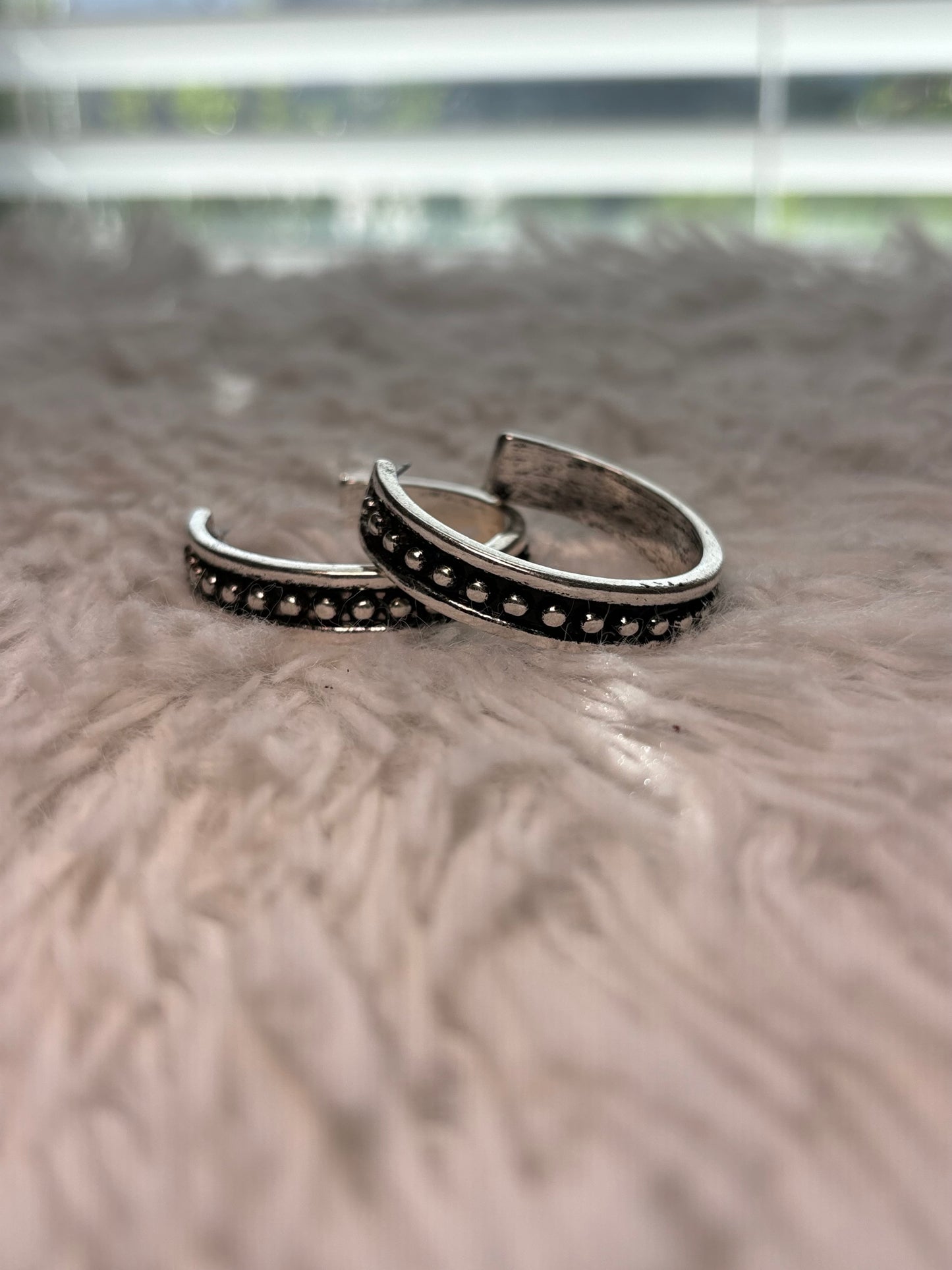 1.25" Western Bubble Hoop Earrings