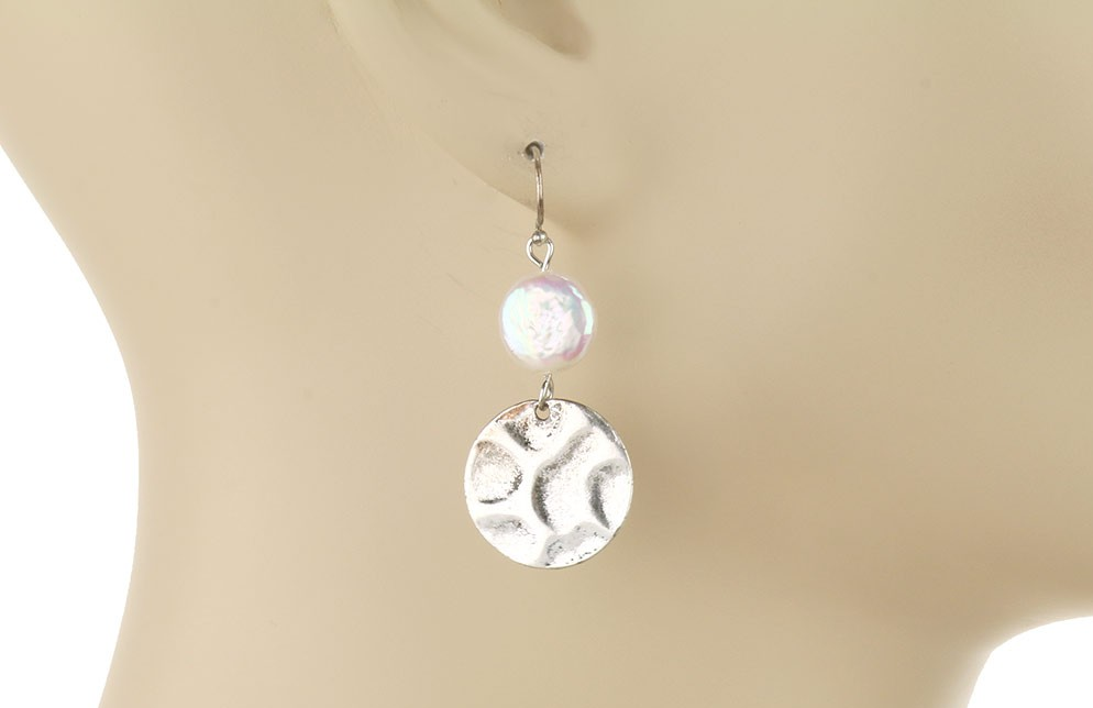 Fashion Pearl Dangle Earrings