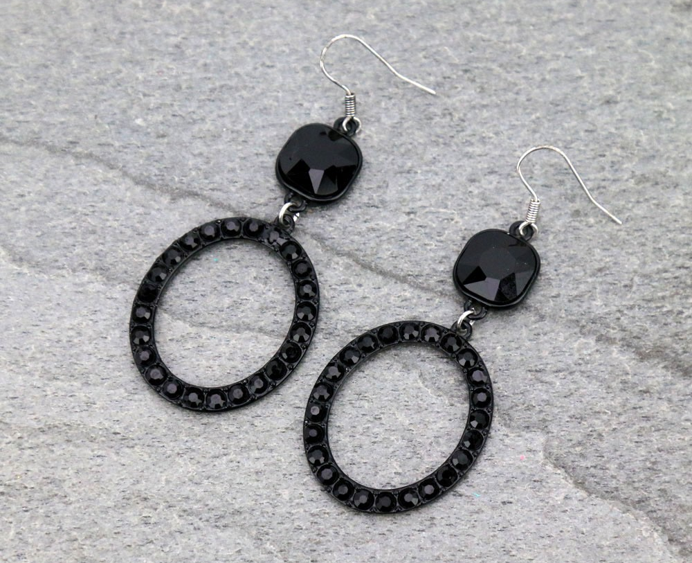 Glass Stone with Oval Shape Black Dangle Earrings